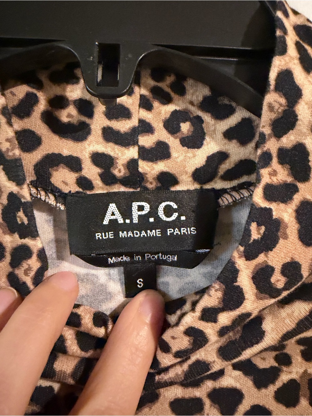 ✨A.P.C. | Dorothea Leopard Print High-Neck Midi Dress | Sz S - Picture 5 of 7
